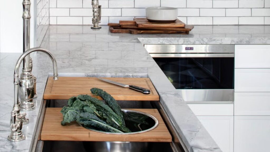 Kitchen, Design, Bar, Island, Lighting, Paint, Storage, Alcove