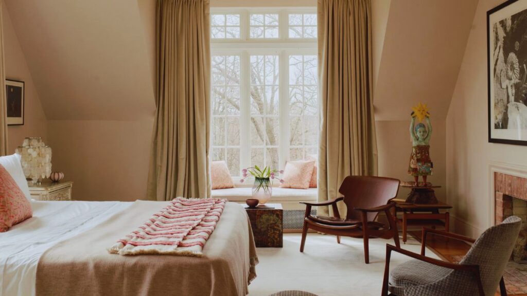 Bedroom, Makeover, Neutral, Texture, Velvet, Botanical, Trend