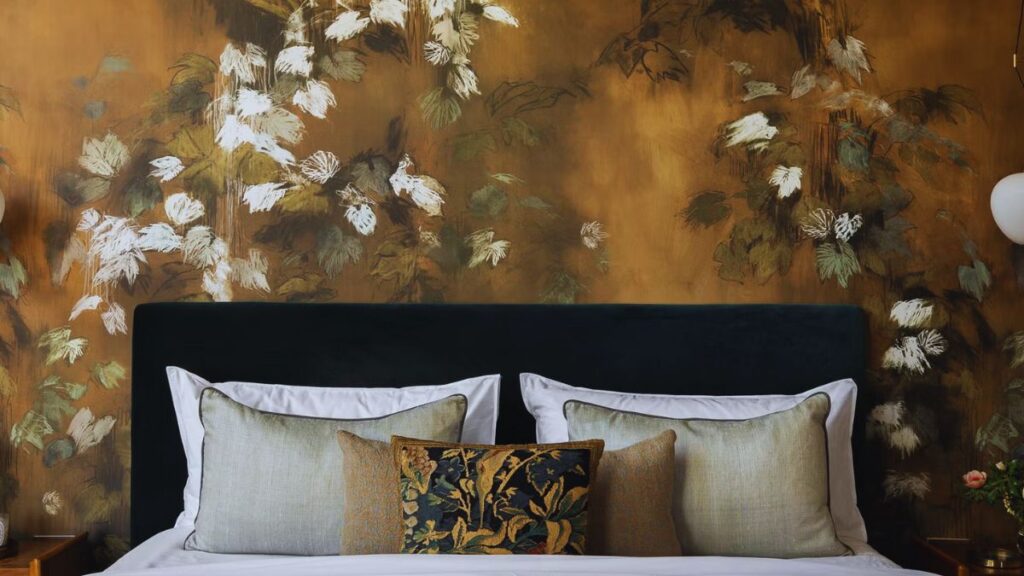 Bedroom, Makeover, Neutral, Texture, Velvet, Botanical, Trend