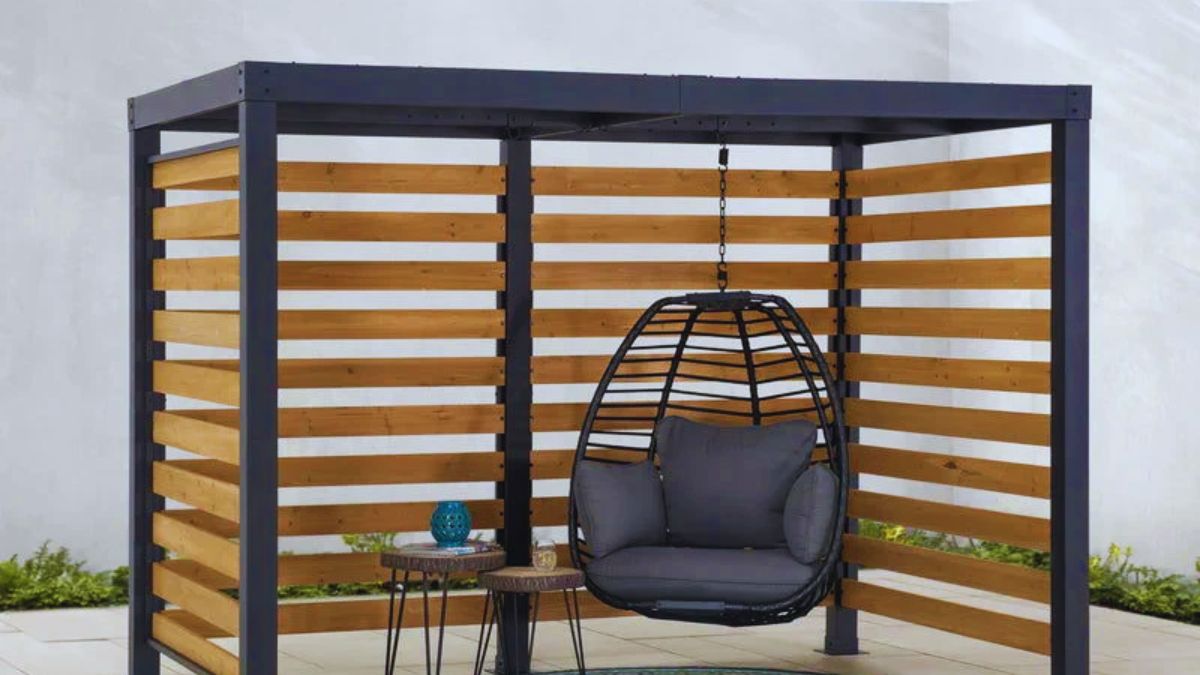 pergola winter installation, benefits of pergolas, automated pergolas India, modern pergola designs, smart outdoor living, winter home improvement, pergola trends 2025, aluminium louvre pergola, retractable roof pergola, outdoor décor ideas, garden pergola designs, pergola installation cost, Make in India pergolas, outdoor shade solutions, pergola for terrace, pergola for patio, home exterior upgrades, winter landscaping ideas, outdoor smart structures, waterproof pergolas