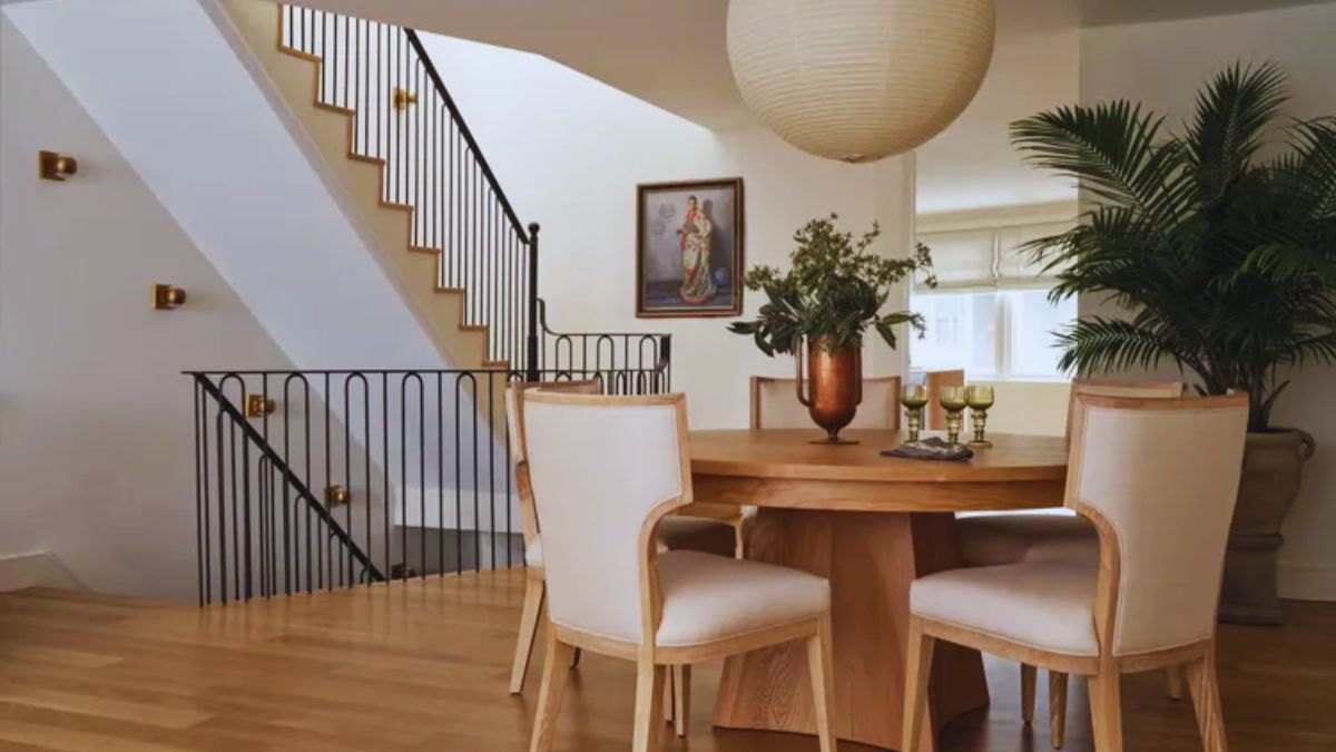 2026 interior design trends, home décor trends 2026, modern interior design, minimalism home décor, wood panelling trend, statement lighting ideas, curved furniture design, natural textures interiors, wallpaper design 2026, home styling inspiration