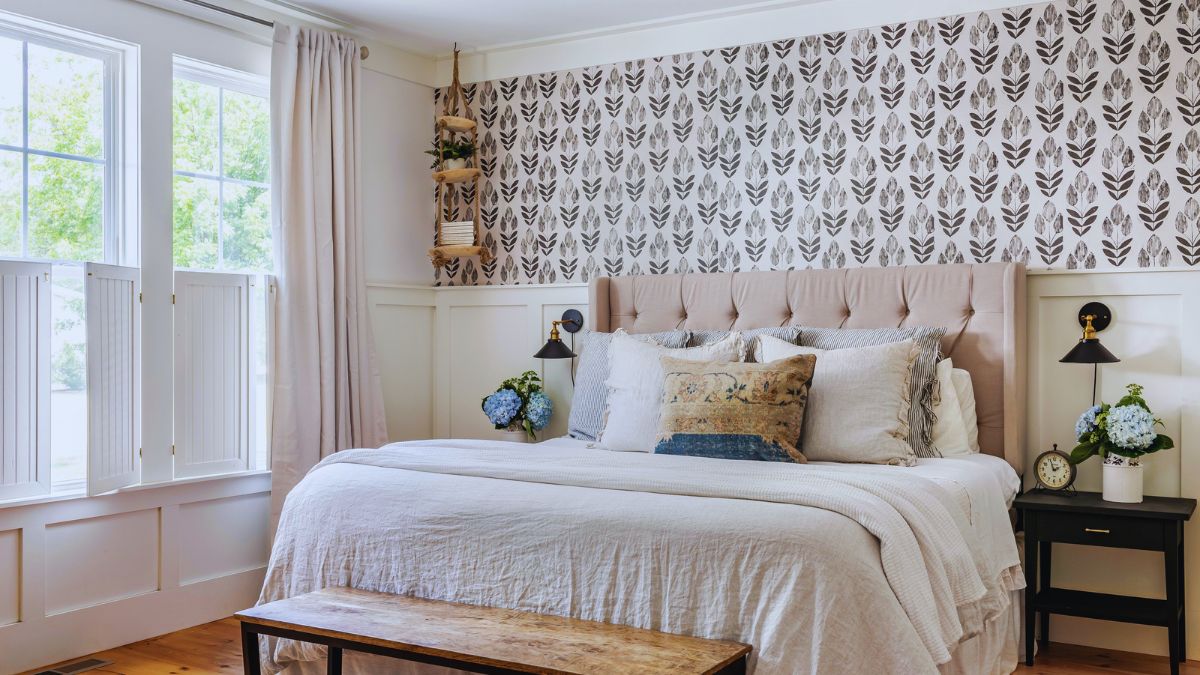 luxury bedroom accent wall, bedroom accent wall ideas, modern accent wall designs, luxury bedroom design, feature wall bedroom, accent wall behind bed, bedroom wall decor ideas, wallpaper accent wall, wood panel bedroom wall, upholstered bedroom wall, marble accent wall, hotel style bedroom design, interior design bedroom, budget luxury bedroom ideas, textured wall designs